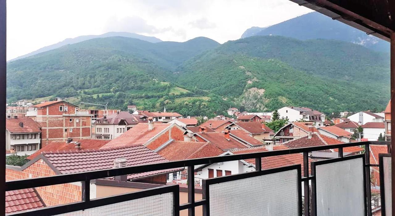Lovely 1 Bedroom Within Walking Distance, Views Peje Exterior photo